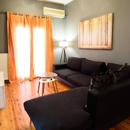 Salonika Downtown Spacious Apartment เทสซาโลนิกิ ภายนอก รูปภาพ